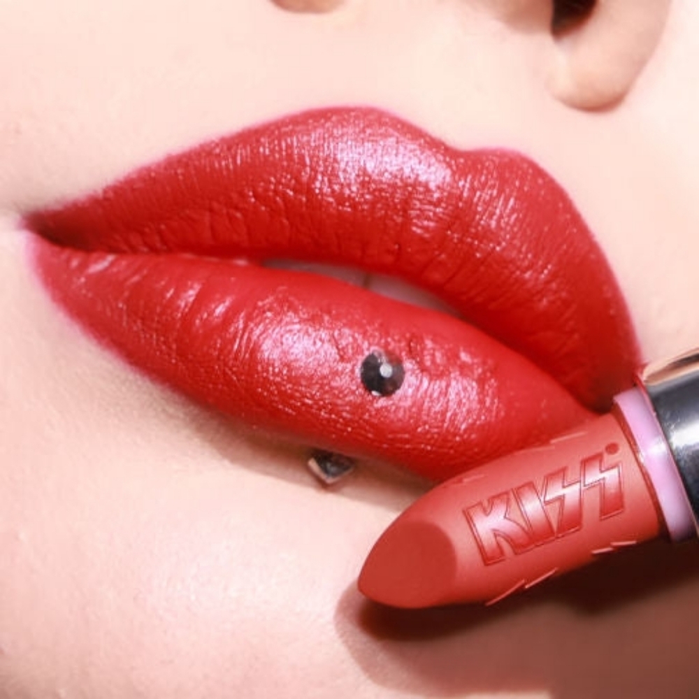 KISS Lip Kit (New)